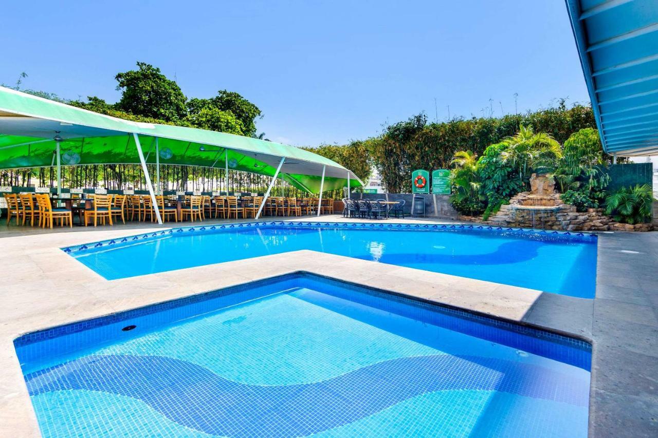 Quality Inn Tuxtla Gutiérrez Exterior foto